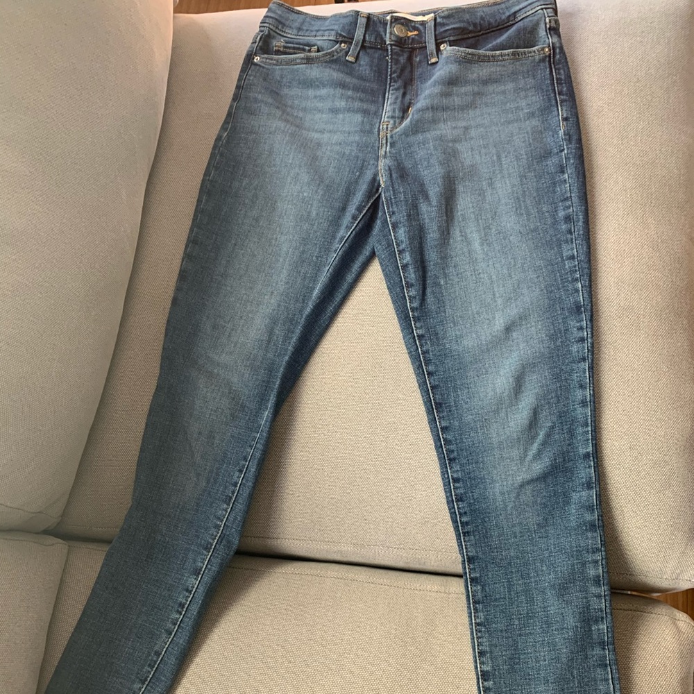 Levi’s skinny jeans - Picture 2 of 7